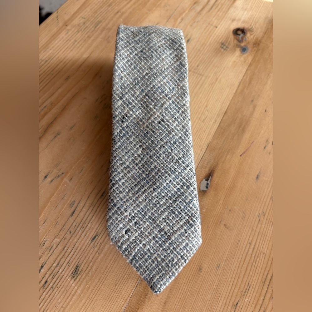 Hortex Vintage Irish Gray Textured Tweed Wool Tie